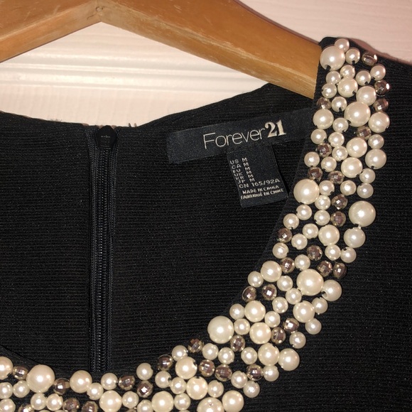 BLACK ELEGANT FOREVER 21 DRESS - Picture 2 of 5